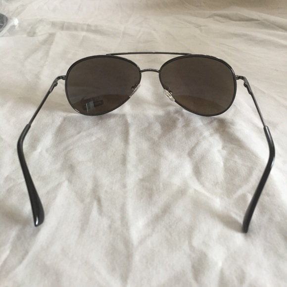 Black trimmed Blue Polarized Aviators - Picture 3 of 3